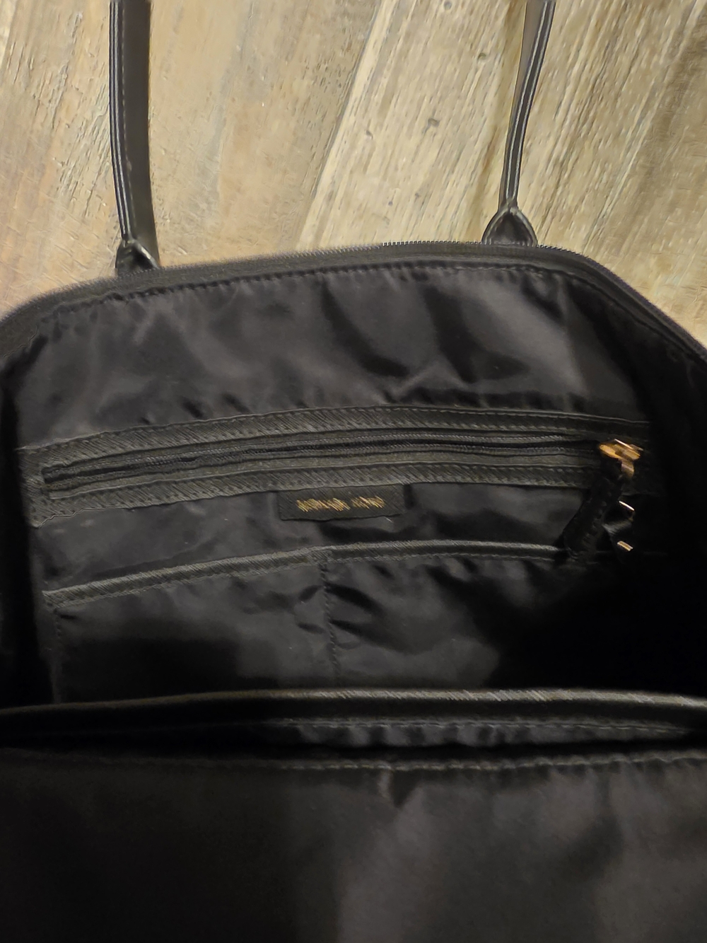 MICHAEL KORS Classic Nylon Shoulder Tote - Picture 6 of 8
